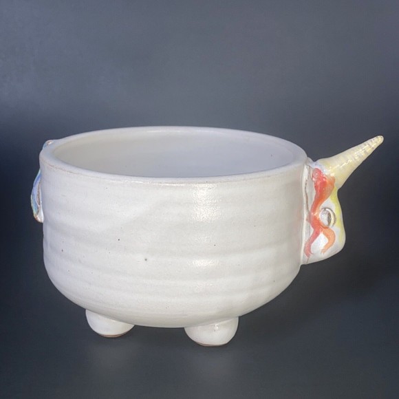 Mudworks USA Pottery Elwood Unicorn Rainbow Footed Cereal Bowl - Picture 5 of 9